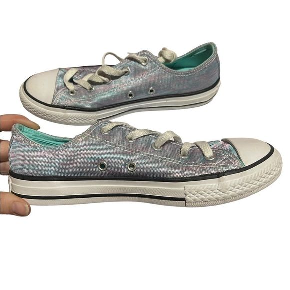 Like NEW - Converse blue & pink iridescent low tops. Big Kids Size 3. - Picture 1 of 6